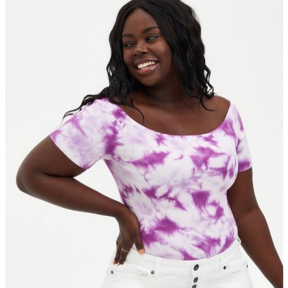 Torrid Pullover off shoulder short sleeve sweater